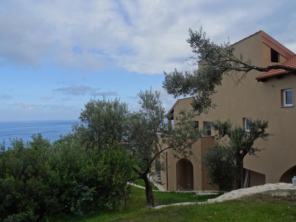 Agriturismo "I Castellari" Pietra Ligure Eksteriør bilde