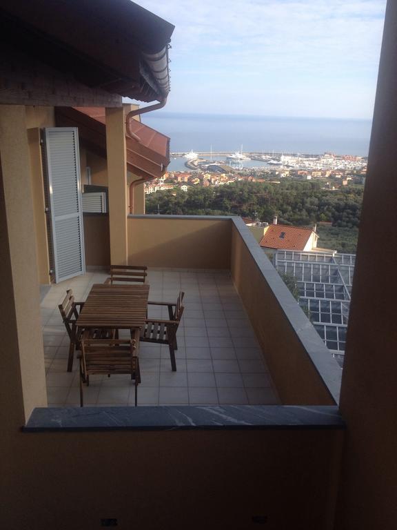 Agriturismo "I Castellari" Pietra Ligure Rom bilde