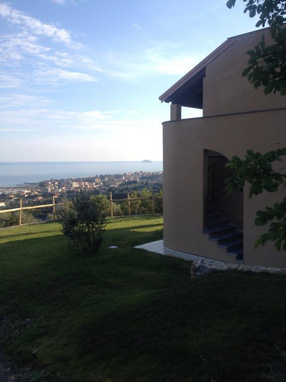 Agriturismo "I Castellari" Pietra Ligure Eksteriør bilde