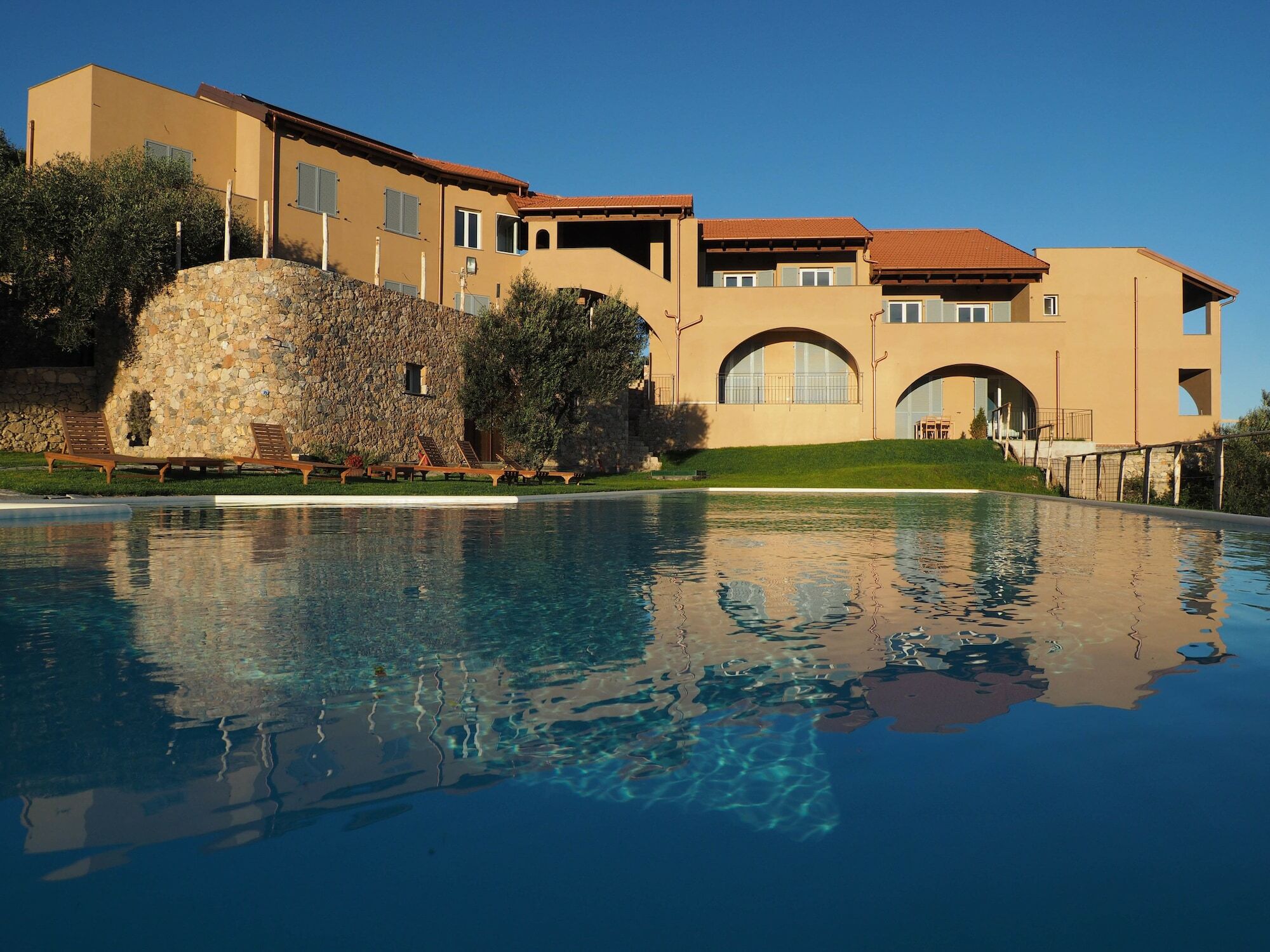 Agriturismo "I Castellari" Pietra Ligure Eksteriør bilde